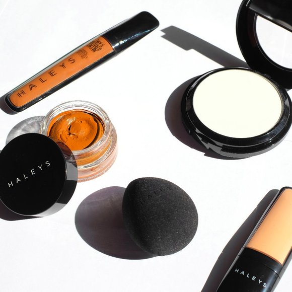 RE:VEAL Mousse Makeup - Picture 10 of 10